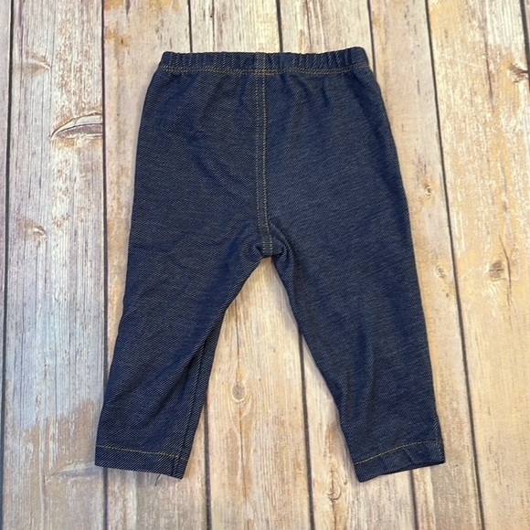 Baby girls Carter’s floral outfit with jeans - Picture 7 of 9